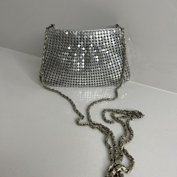 VTG Silver Metal Mesh Mini Purse Zipper Prom Homecoming Crossbody Chain EUC 90’s - Picture 1 of 8